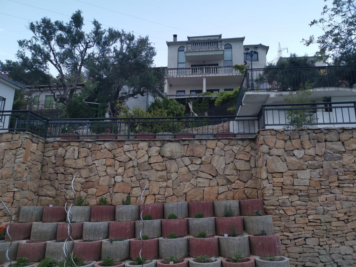 Villa Diamond Zrnovnica Bagian luar foto