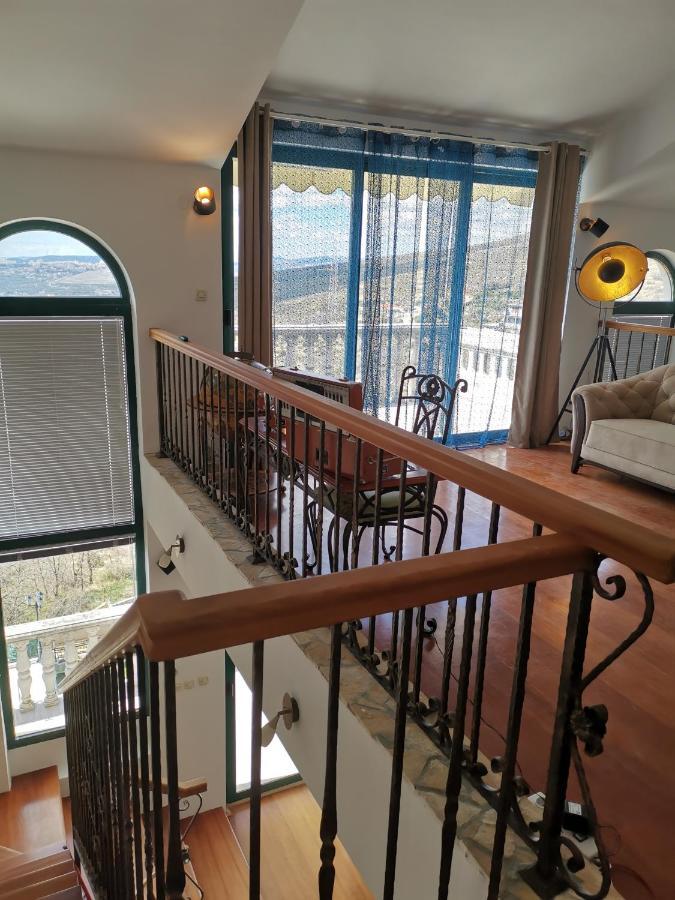 Villa Diamond Zrnovnica Bagian luar foto