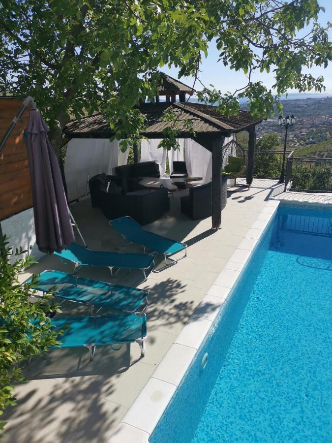 Villa Diamond Zrnovnica Bagian luar foto